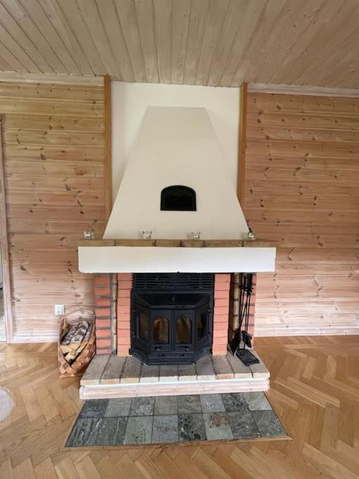 Large Cozy Villa Between Stockholm And Oslo Åmotfors エクステリア 写真