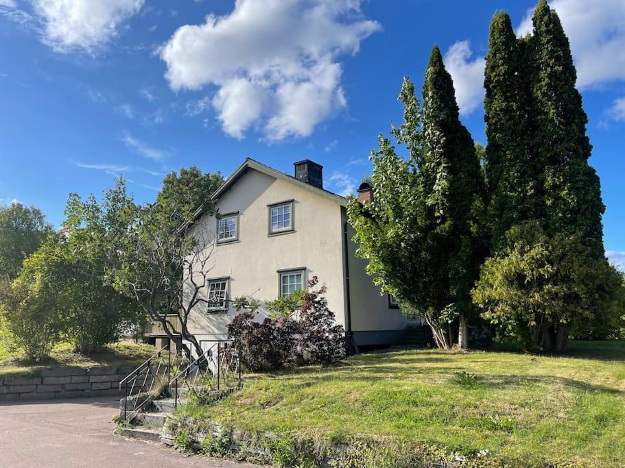 Large Cozy Villa Between Stockholm And Oslo Åmotfors エクステリア 写真